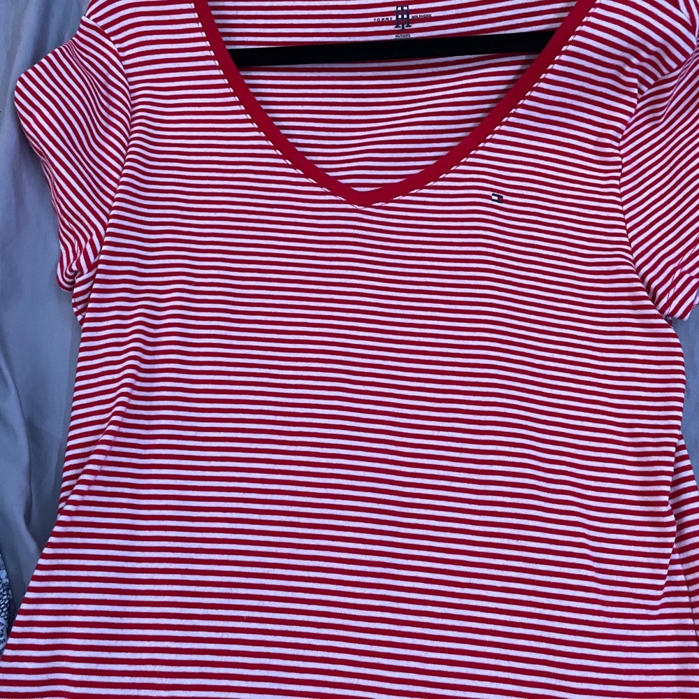 Tommy hilfigure woman’s shirt